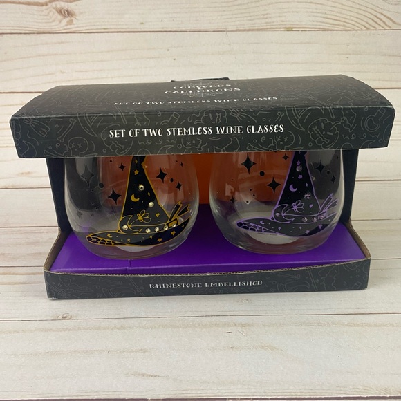Cobwebs & Cauldrons Stemless Wine Glasses Witch Hats Rhinestone Set Of 2 - Picture 2 of 5